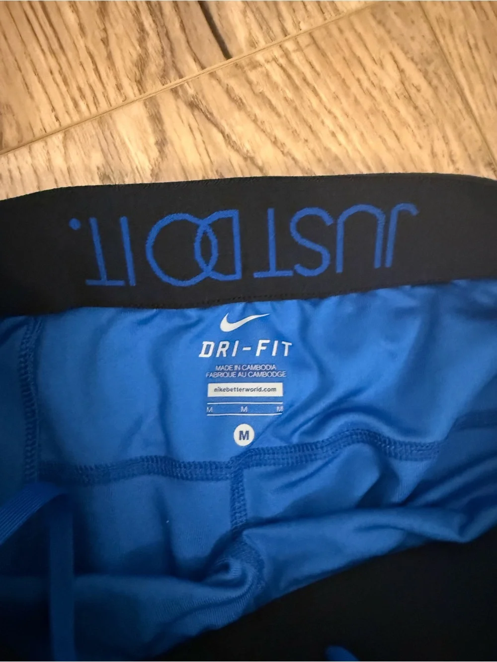 Nike women’s ' Blue Athletic Leggings